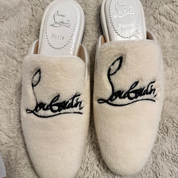 **SOLD** NIB Louboutin Navy Coolito Donna Flat - Picture 6 of 6